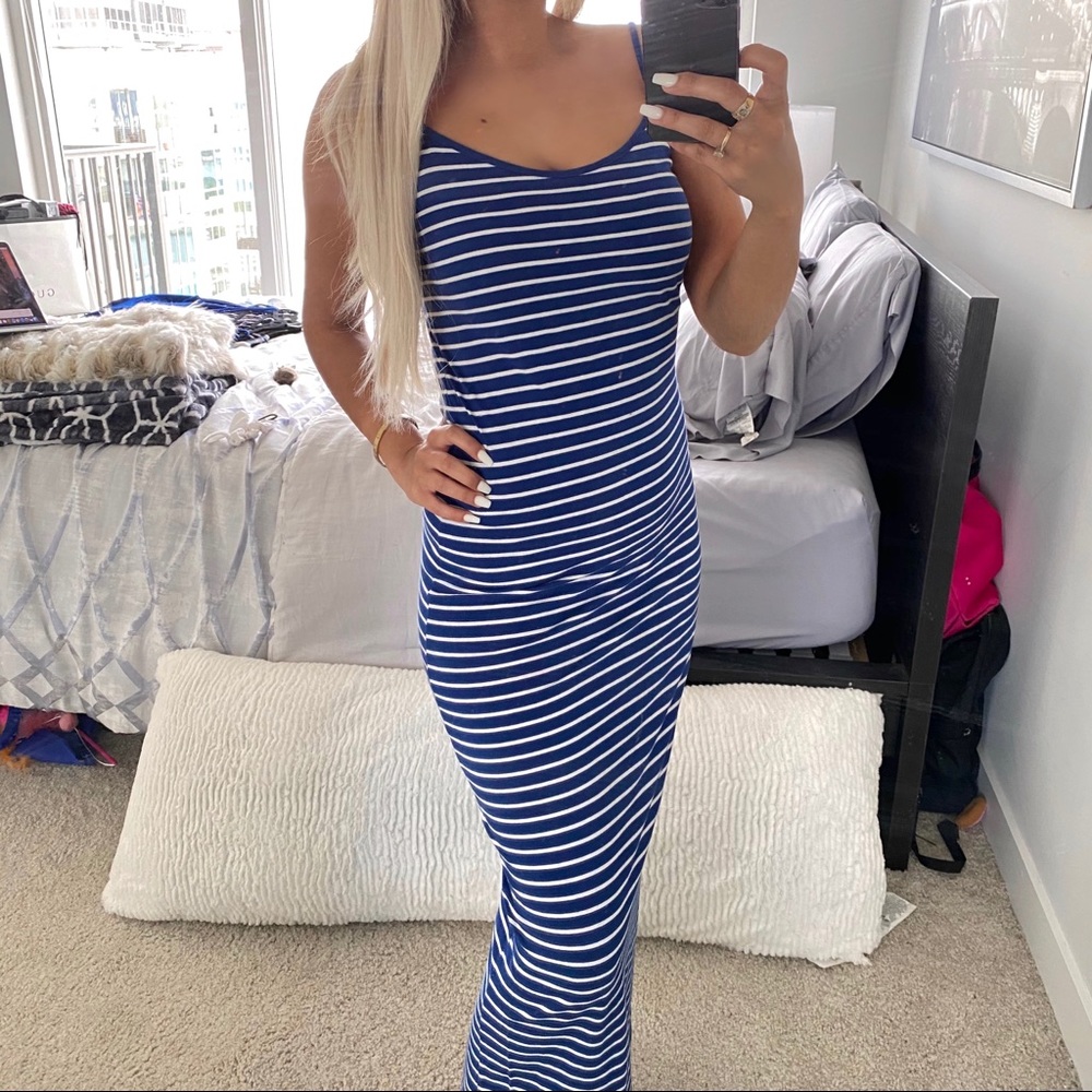SOLD ❌❌❌ Stripped maxi dress